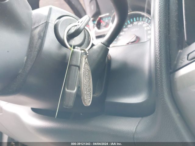 3GCUKREC9JG587606 Chevrolet Silverado 1500 2lt