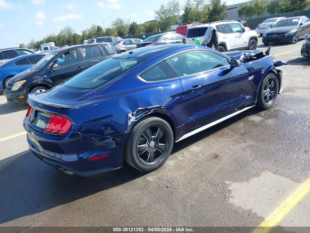 Ford Mustang Ecoboost Premium Fastback 2020 1FA6P8TD6L5125018 Image 4