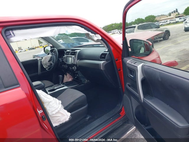 Toyota 4RUNNER SR5 2018 JTEZU5JR5J5169369 Image 5