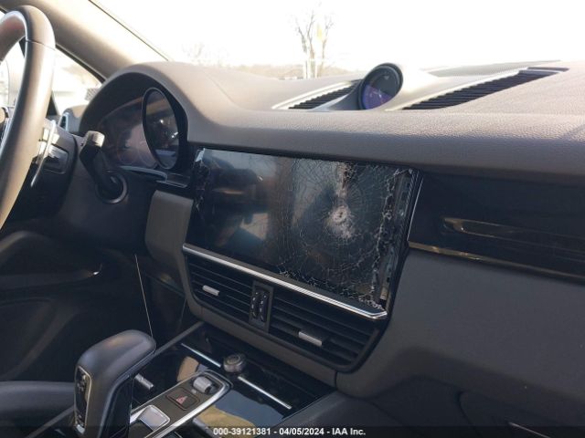 WP1AA2AY5KDA10387 Porsche Cayenne