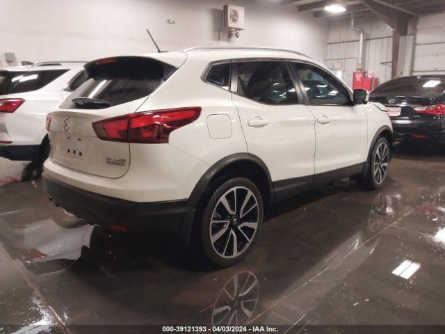 JN1BJ1CR4KW311195 Nissan Rogue Sport Sl