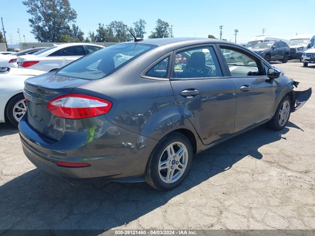 Ford FIESTA SE 2018 3FADP4BJ6JM129228 Image 4