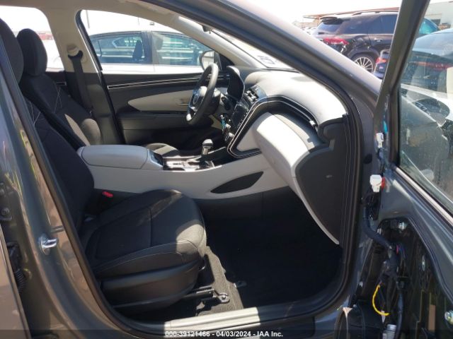5NMJA3DEXRH325244 Hyundai TUCSON SE