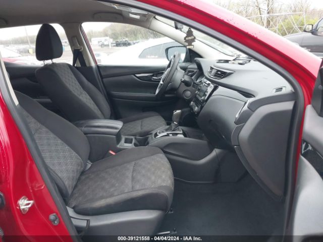 JN1BJ1CRXJW280176 Nissan Rogue Sport Sv