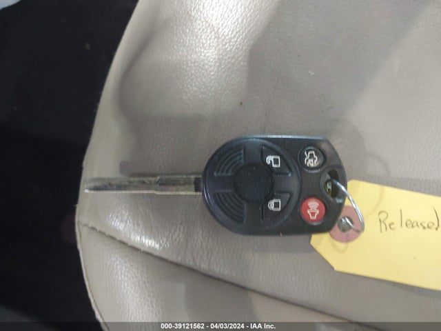 Ford ESCAPE SEL 2018 1FMCU9HD5JUA69656 Image 11