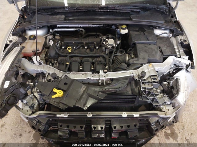 Ford FOCUS SE 2017 1FADP3F21HL271771 Image 10