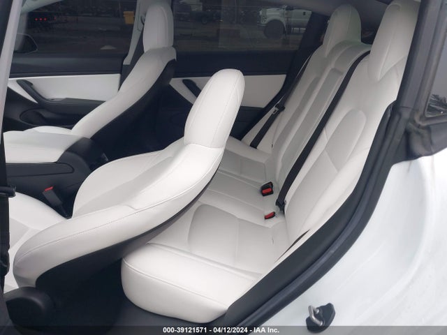 5YJ3E1EB4JF096832 Tesla Model 3 Long Range/performance