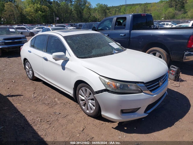 2014 1HGCR2F83EA096608 main image