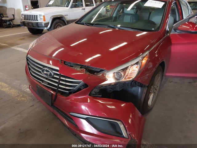 Hyundai SONATA SE 2016 5NPE24AF4GH384243 Image 6