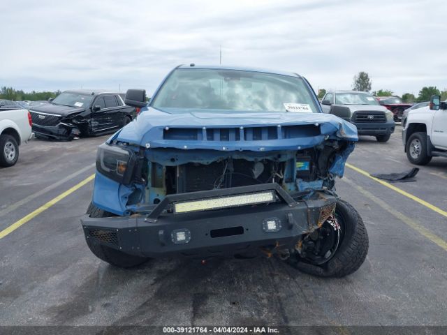 5TFEM5F17KX137034 Toyota Tundra Sr5 4.6l V8