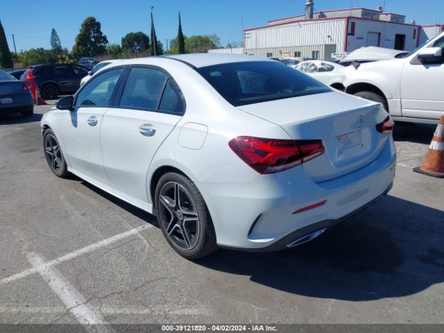 W1K3G4FB2MJ313940 Mercedes-Benz A 220 4matic