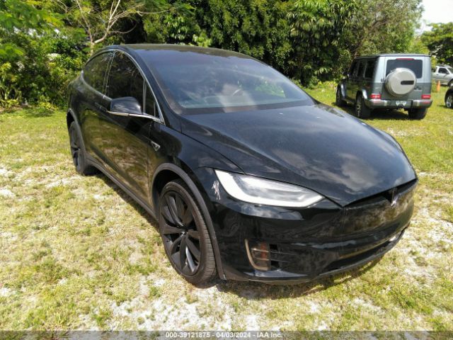 2016 Tesla Model X 60d/p100d/p90d მანქანა იყიდება აუქციონზე, vin: 5YJXCAE4XGF002552, აუქციონის ნომერი: 39121875