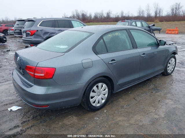 3VW2K7AJ5FM316824 Volkswagen Jetta 2.0l S