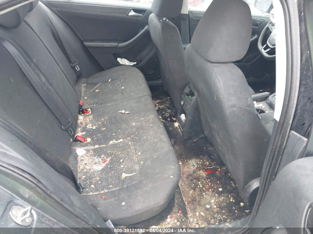3VW2K7AJ5FM316824 Volkswagen Jetta 2.0l S