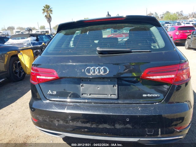 WAUTPBFF3HA045615 Audi A3 E-tron 1.4t Premium