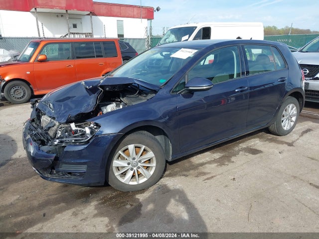 3VW217AU0GM025419 Volkswagen Golf Tsi S 4-door
