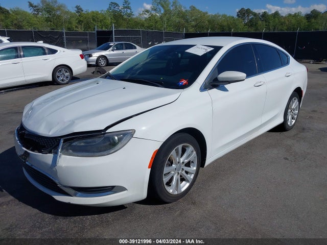 Chrysler 200 Limited 2015 1C3CCCAB7FN570292 Image 2