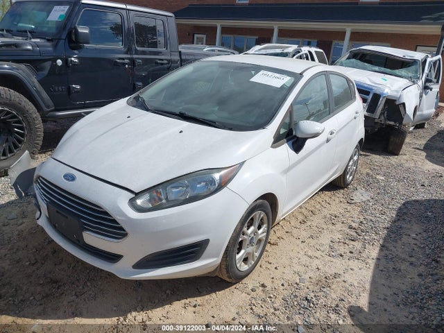 Ford FIESTA SE 2015 3FADP4EJ5FM172977 Image 2