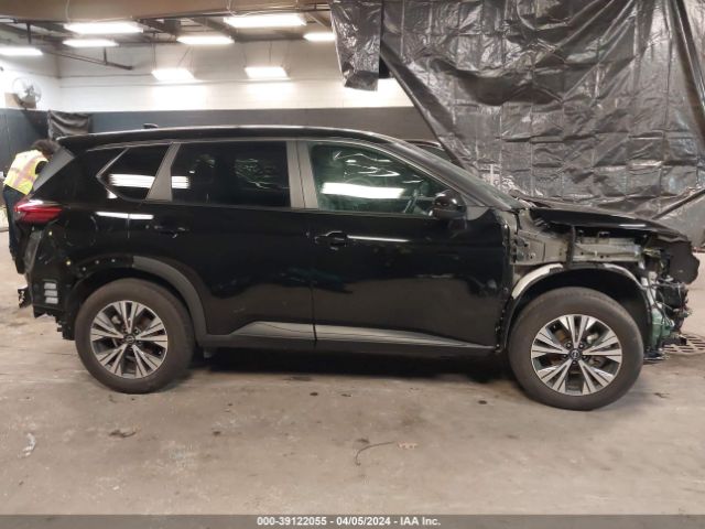 5N1BT3BB9NC693944 Nissan Rogue Sv Intelligent Awd