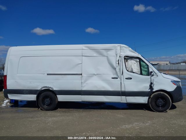 W2Y4DDHY8MT051949 Freightliner Sprinter 2500 High Roof I4 Diesel