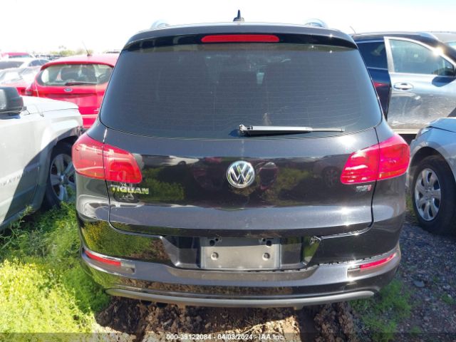WVGTV7AX5HK015558 Volkswagen Tiguan 2.0t Sport