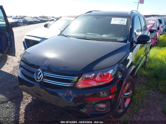 WVGTV7AX5HK015558 Volkswagen Tiguan 2.0t Sport