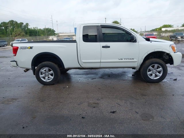Nissan Titan Pro-4x 2015 1N6BA0CC8FN500752 Image 13