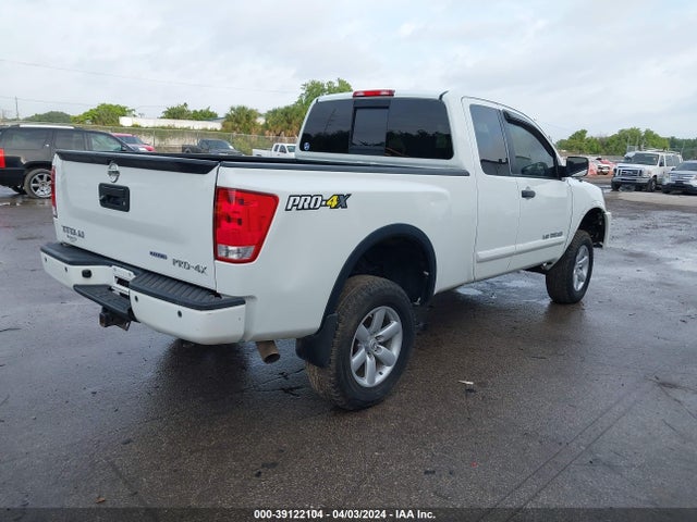 Nissan Titan Pro-4x 2015 1N6BA0CC8FN500752 Image 4