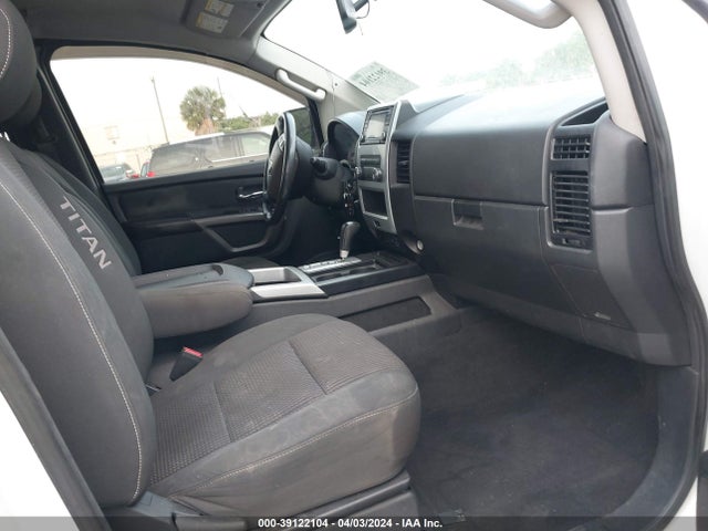 Nissan Titan Pro-4x 2015 1N6BA0CC8FN500752 Image 5
