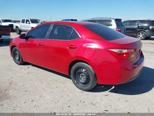 Toyota COROLLA LE 2018 5YFBURHE9JP806492 Image 3