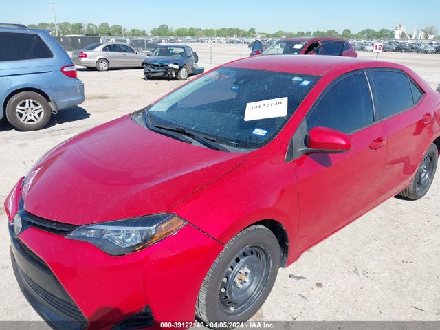 Toyota COROLLA LE 2018 5YFBURHE9JP806492 Image 6