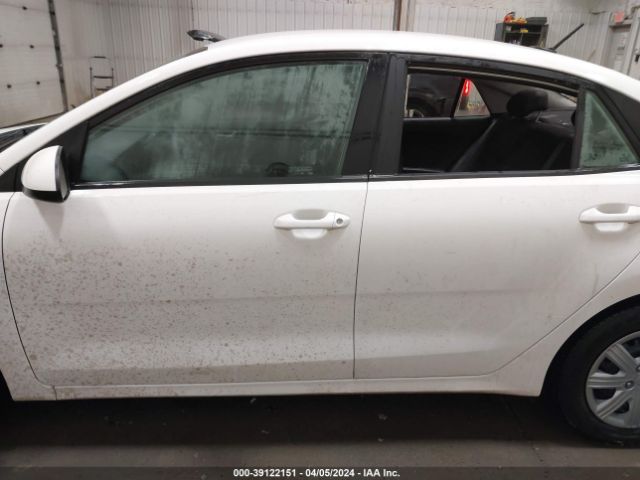 3KPA24AD1ME400234 KIA RIO S