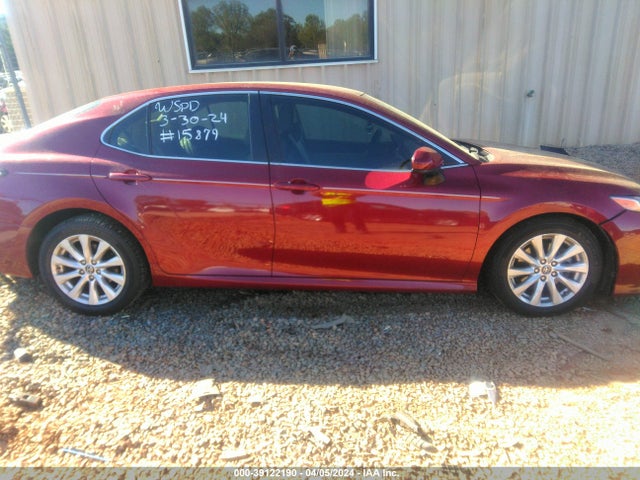 Toyota CAMRY LE 2018 4T1B11HK2JU545575 Image 14