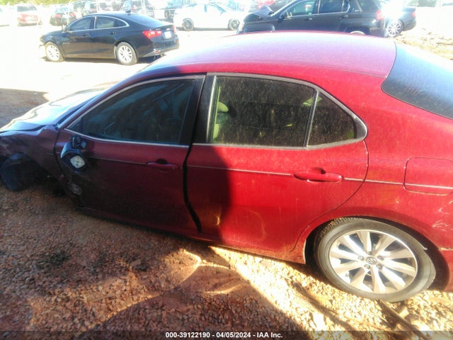 Toyota CAMRY LE 2018 4T1B11HK2JU545575 Image 15