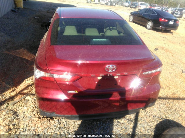 Toyota CAMRY LE 2018 4T1B11HK2JU545575 Image 17
