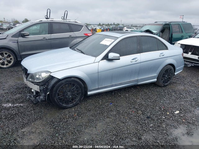 WDDGF8AB2EG223723 Mercedes-Benz C 300 Luxury 4matic/sport 4matic