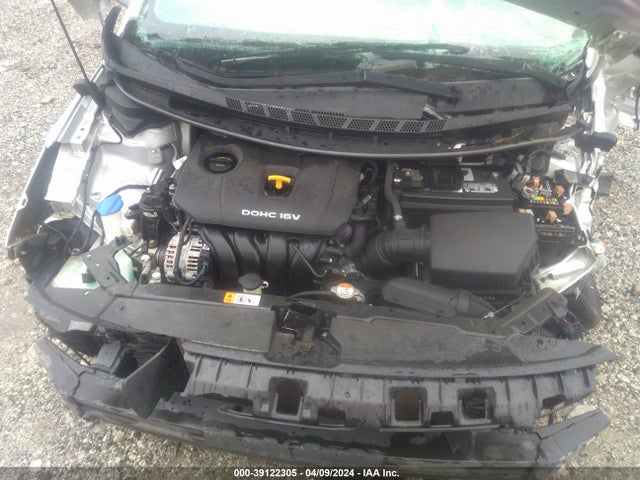 KIA FORTE LX 2017 3KPFK4A77HE108092 Image 10