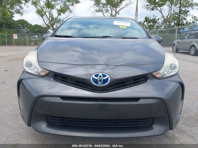 Toyota Prius V Three 2015 JTDZN3EU8FJ036818 Image 13