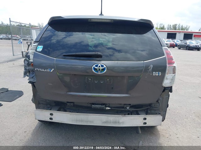 Toyota Prius V Three 2015 JTDZN3EU8FJ036818 Image 17
