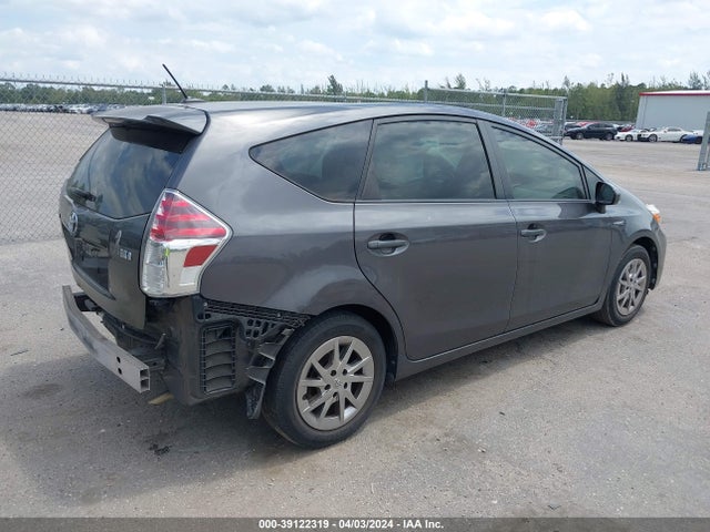 Toyota Prius V Three 2015 JTDZN3EU8FJ036818 Image 4