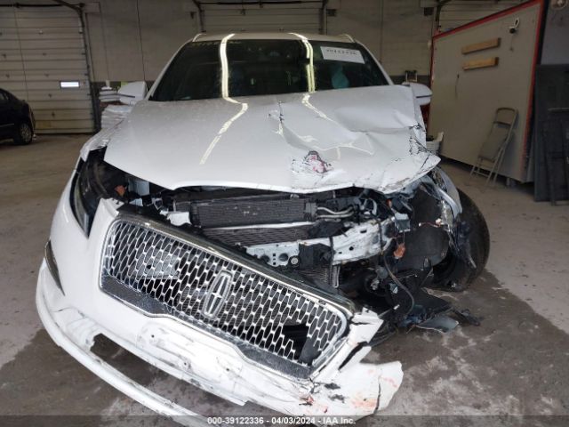 5LMCJ3D97KUL43168 Lincoln Mkc Reserve