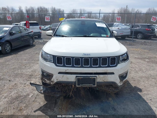 Jeep Compass Latitude 4x4 2018 3C4NJDBB1JT284445 Image 12