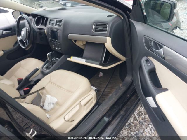 3VWDB7AJ2HM411529 Volkswagen Jetta 1.4t Se
