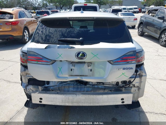 JTHKD5BHXE2202030 Lexus CT 200H