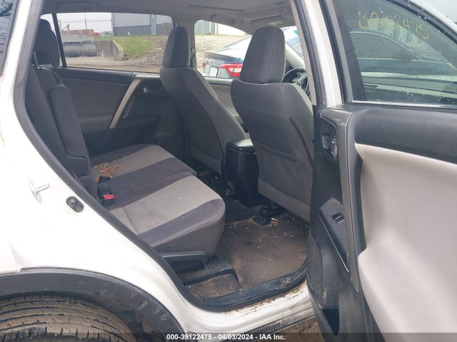 Toyota Rav4 Xle 2015 JTMRFREV8FJ050565 Image 8