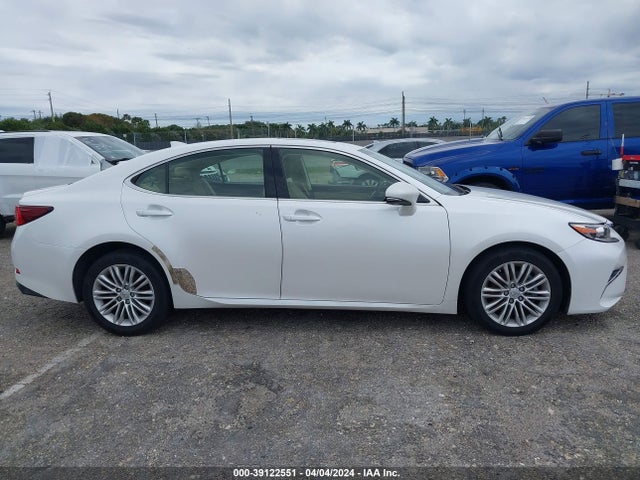 Lexus ES 350 2016 JTHBK1GG4G2221996 Image 13