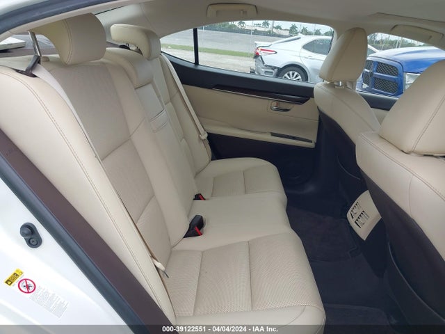 Lexus ES 350 2016 JTHBK1GG4G2221996 Image 8