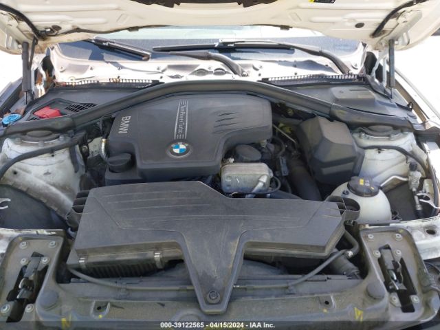 WBA8E5G55HNU22831 BMW 320i Xdrive
