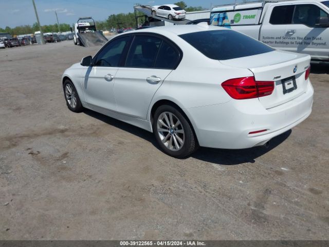 WBA8E5G55HNU22831 BMW 320i Xdrive