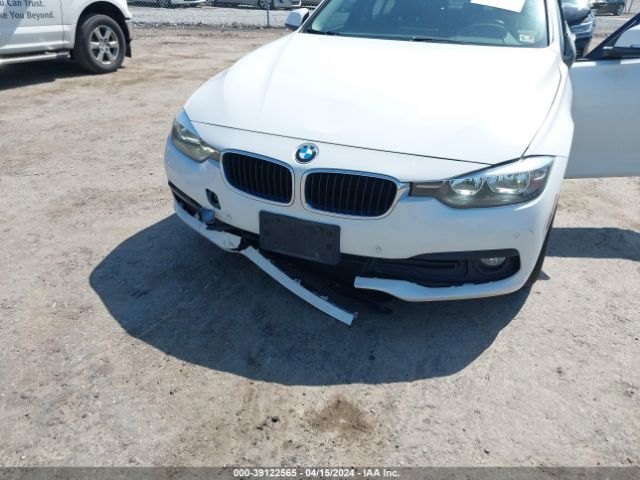 WBA8E5G55HNU22831 BMW 320i Xdrive